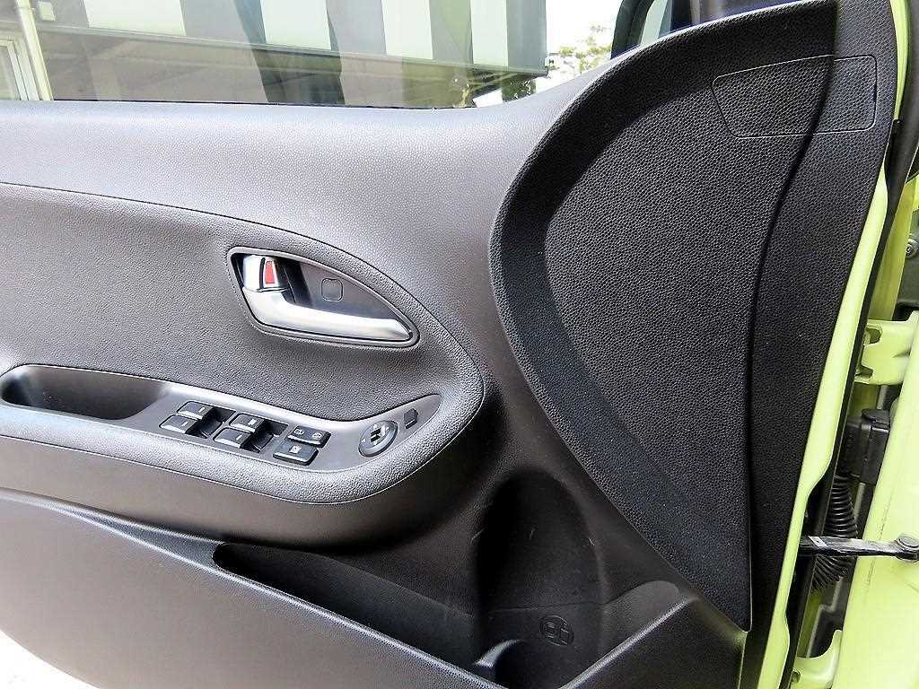 KIA Morning - Vista 10