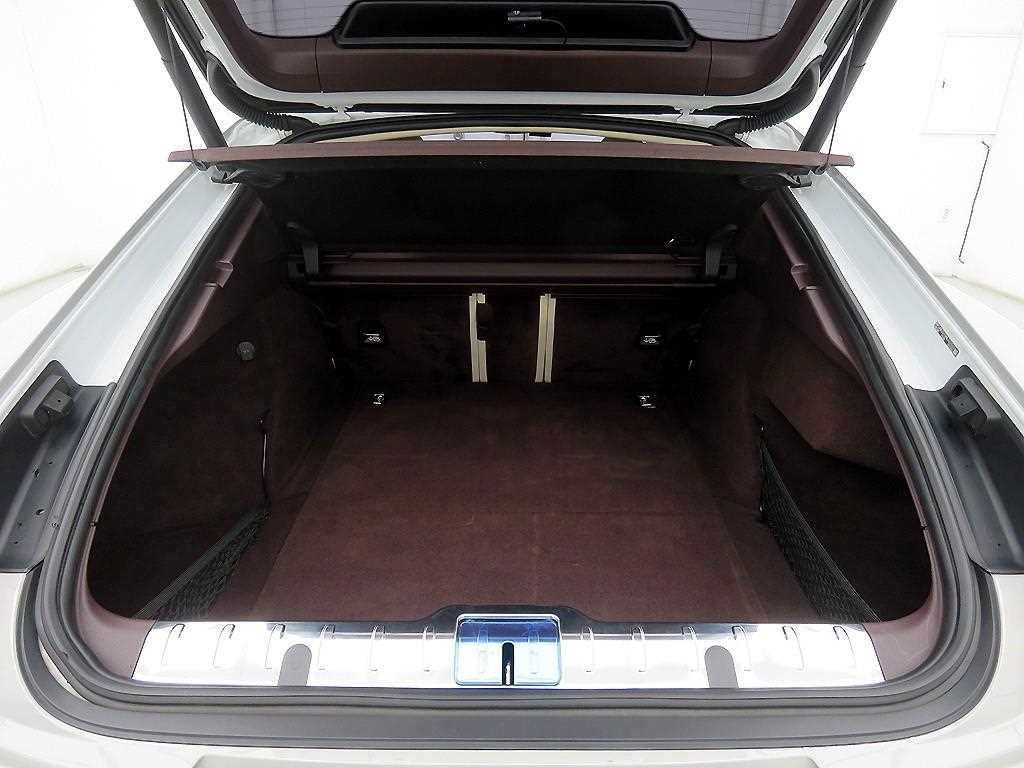 Porsche Panamera - Vista 5