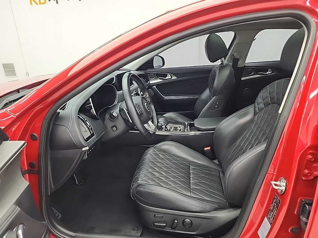 KIA Stinger - Vista 11