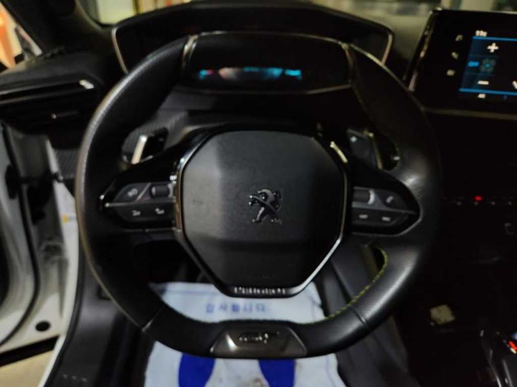 Peugeot 2008 - Vista 8