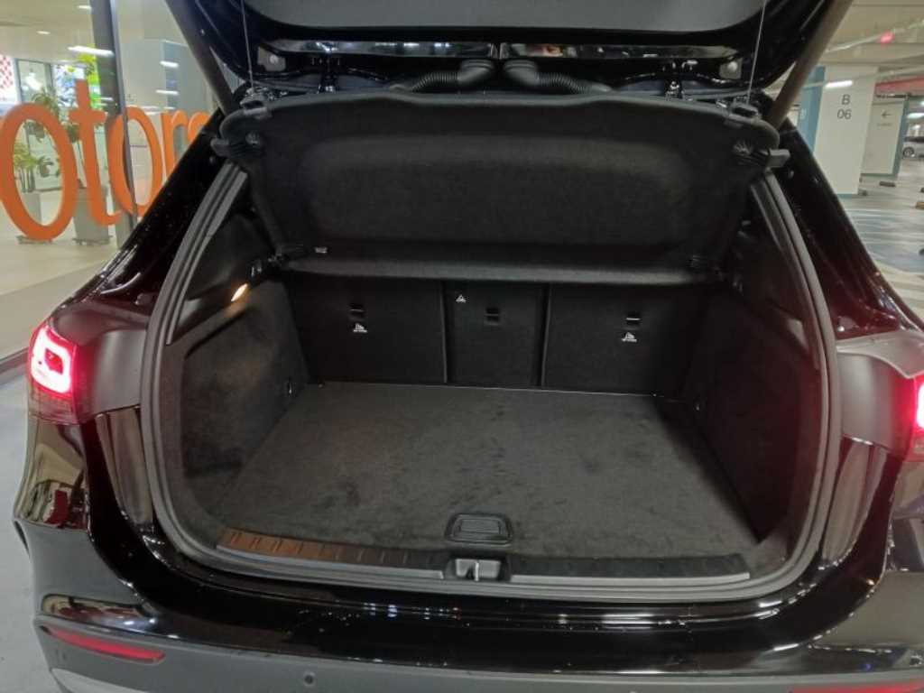 Mercedes Benz GLA Class 2023 Negro - Importación desde Corea - HF Imports Iquique - Foto 18