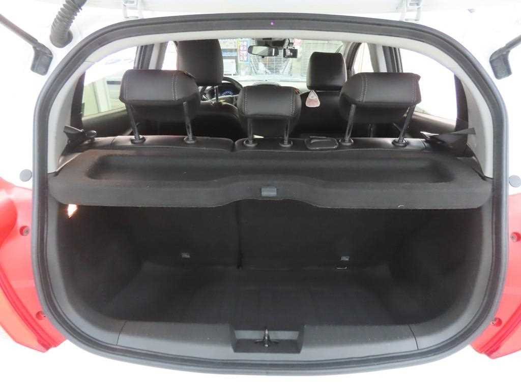 Chevrolet Spark 2022 Blanco - Importación desde Corea - HF Imports Iquique - Foto 19