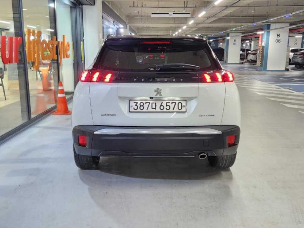 Peugeot 2008 - Vista 5