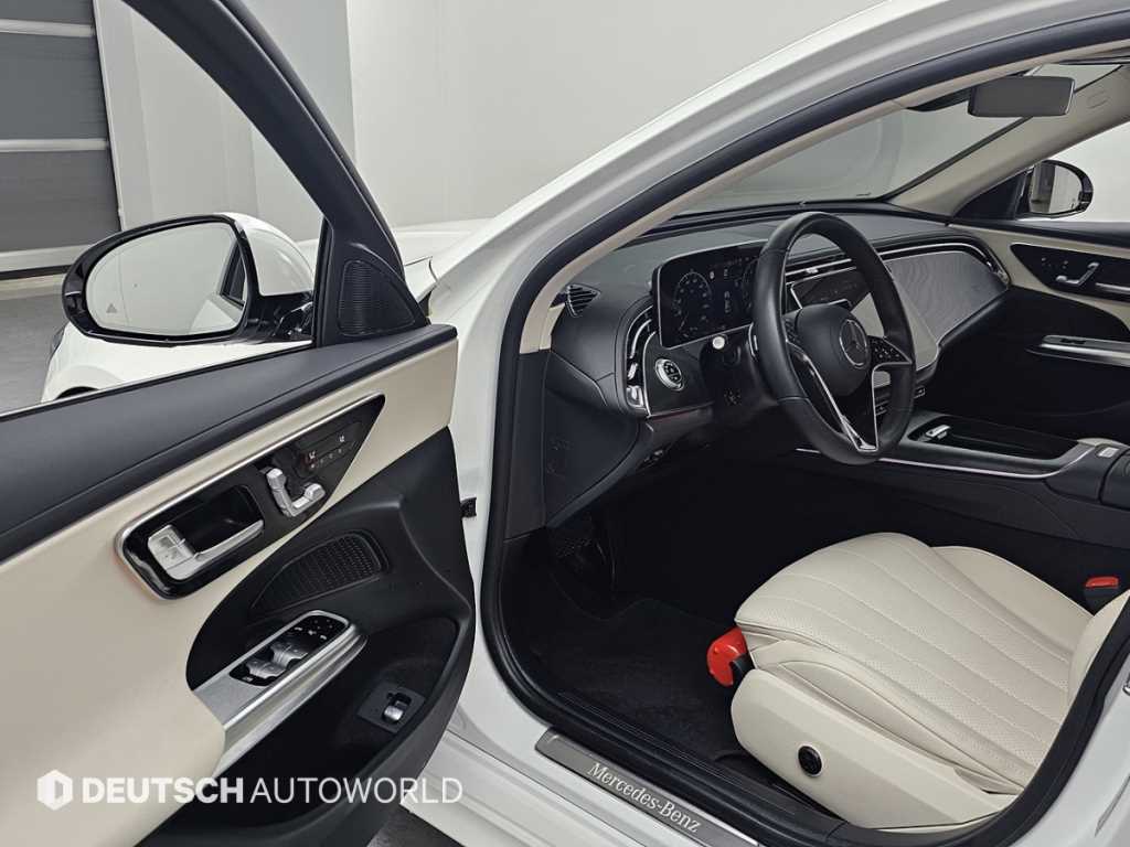 Mercedes Benz E class - Vista 11