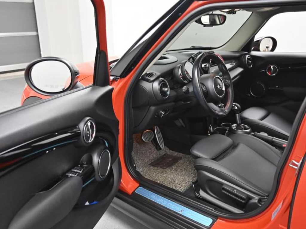 Mini Cooper - Vista 11