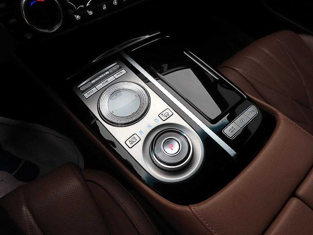 Genesis G80 - Vista 10