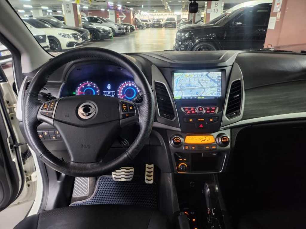 Ssangyong Korando - Vista 6