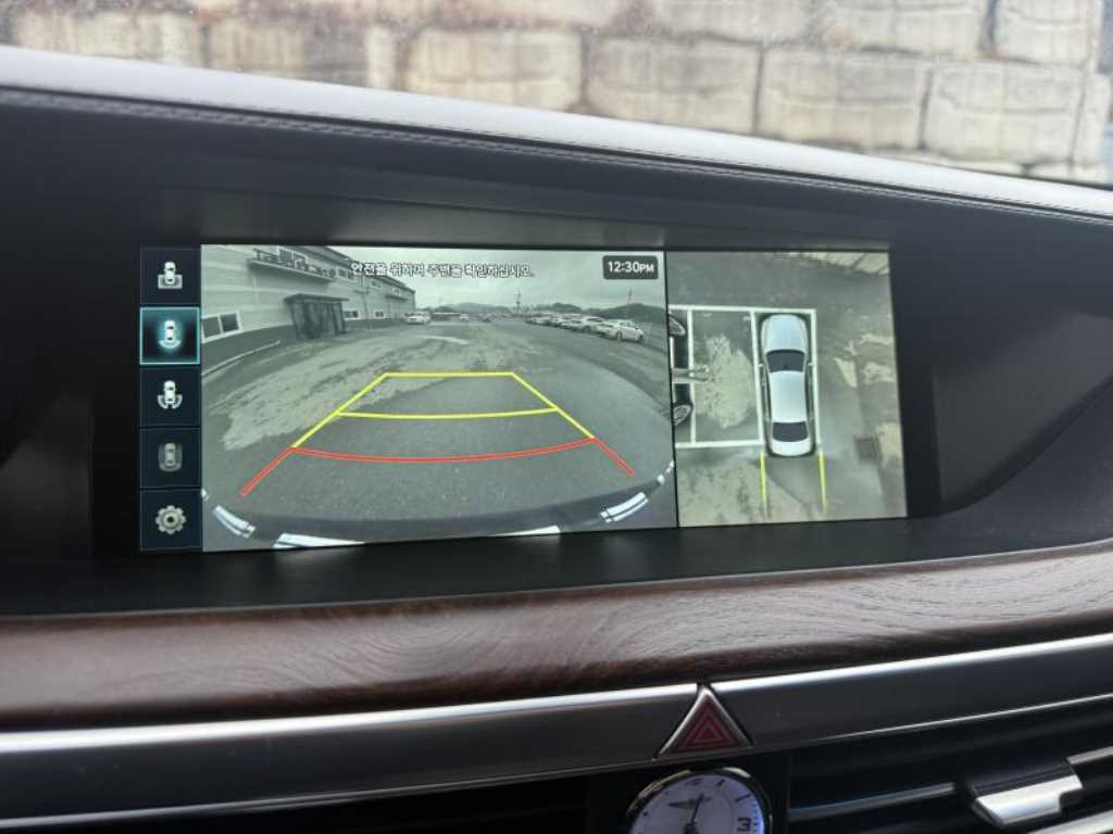 Genesis G90 - Vista 7