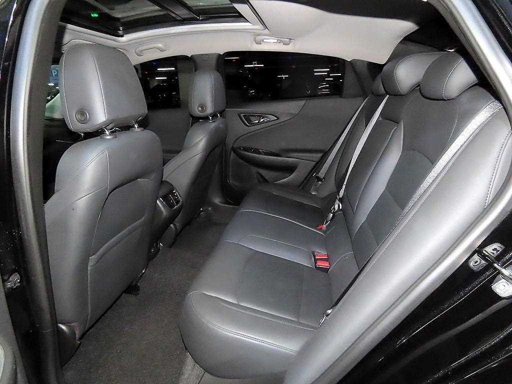 Chevrolet Malibu - Vista 7