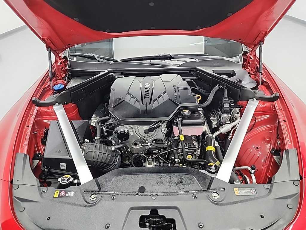 KIA Stinger - Vista 5