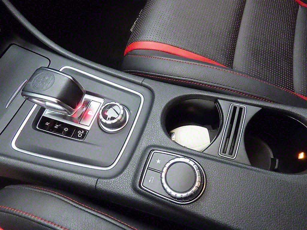 Mercedes Benz CLA Class - Vista 10