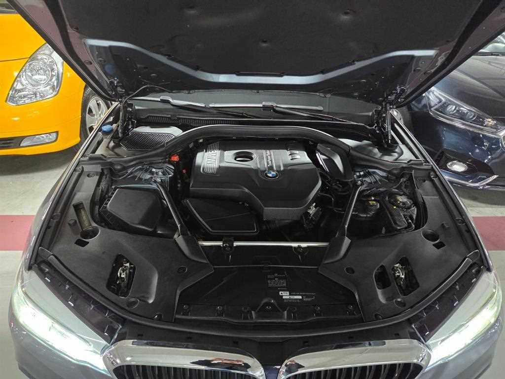 BMW 5 Series 2017 Gris - Importación desde Corea - HF Imports Iquique - Foto 17