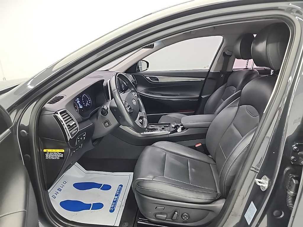 HYUNDAI Grandeur - Vista 11