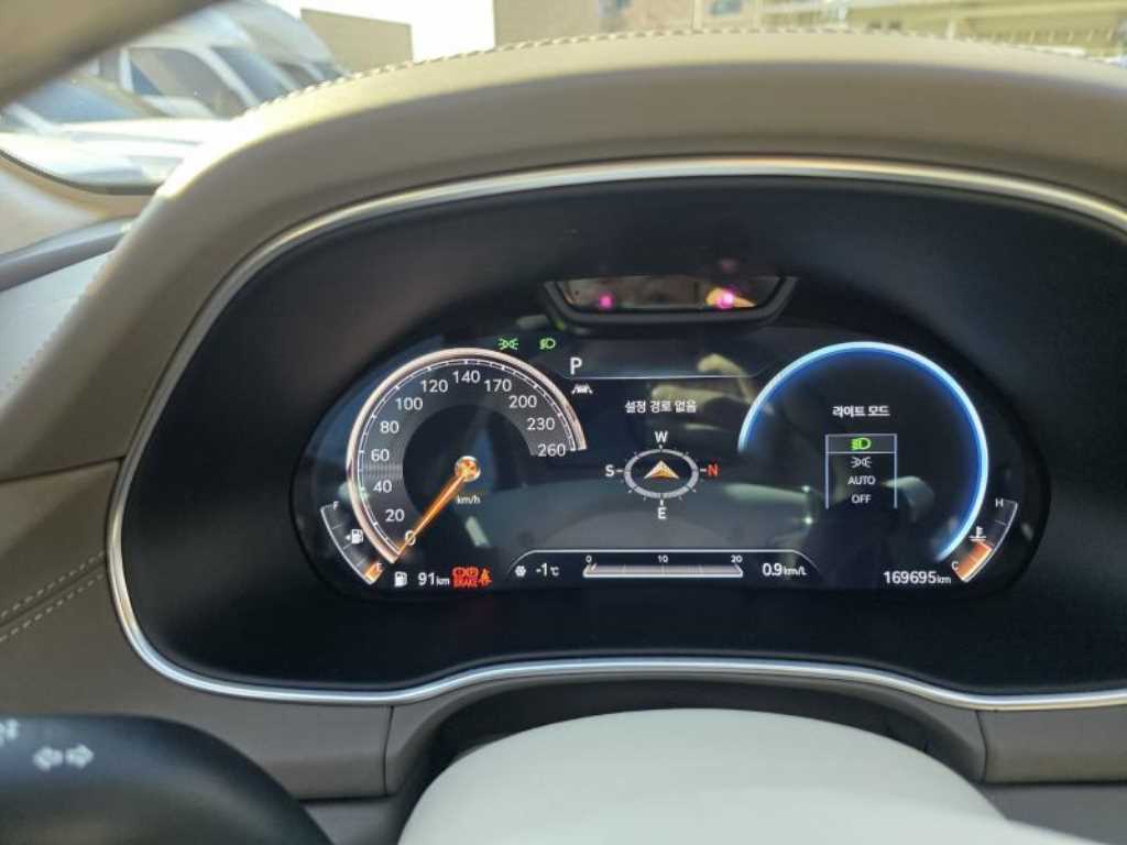 Genesis GV80 - Vista 12