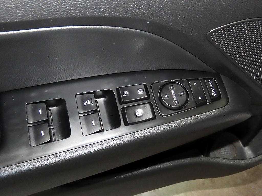 HYUNDAI Avante 2018 Blanco - Importación desde Corea - HF Imports Iquique - Foto 13