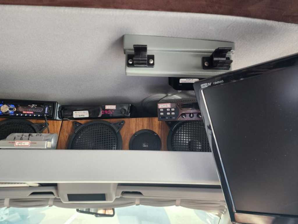 HYUNDAI Solati - Vista 8