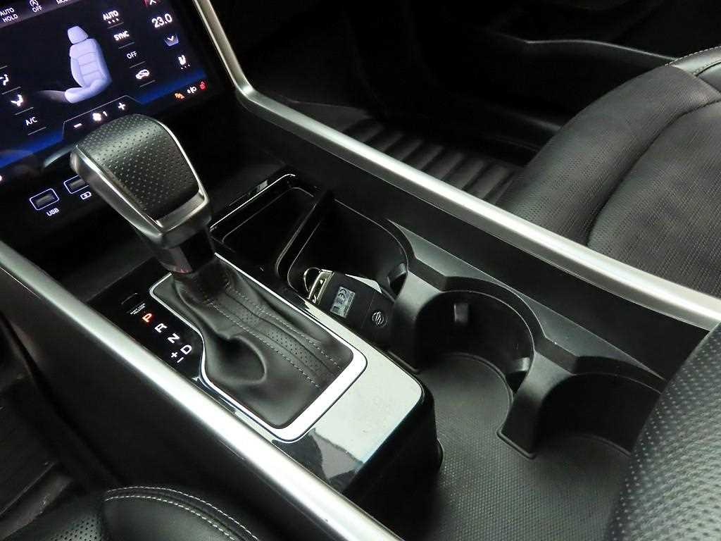 Ssangyong Torres - Vista 11