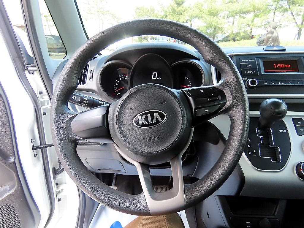 KIA Ray - Vista 8