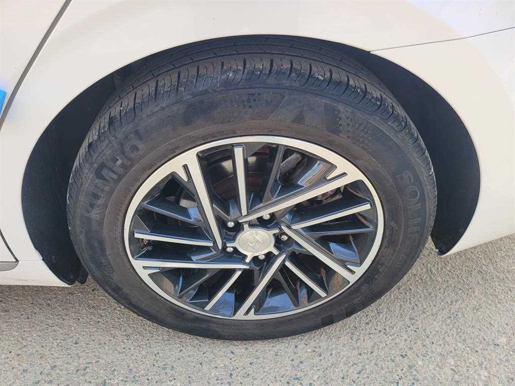 HYUNDAI Grandeur - Vista 6