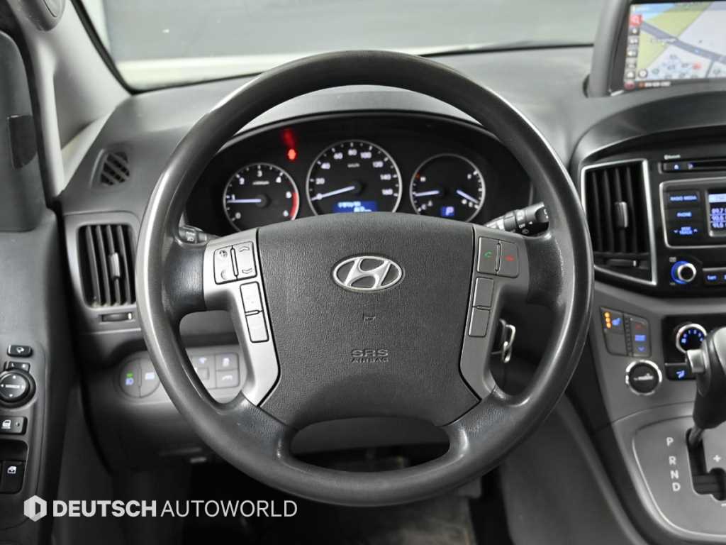 HYUNDAI Starex 2016 Blanco - Importación desde Corea - HF Imports Iquique - Foto 13