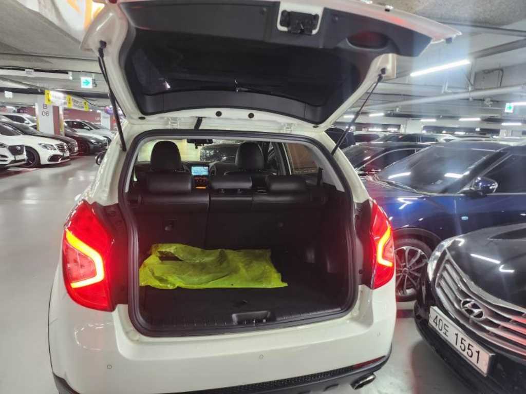 Ssangyong Korando 2016 Blanco - Importación desde Corea - HF Imports Iquique - Foto 17