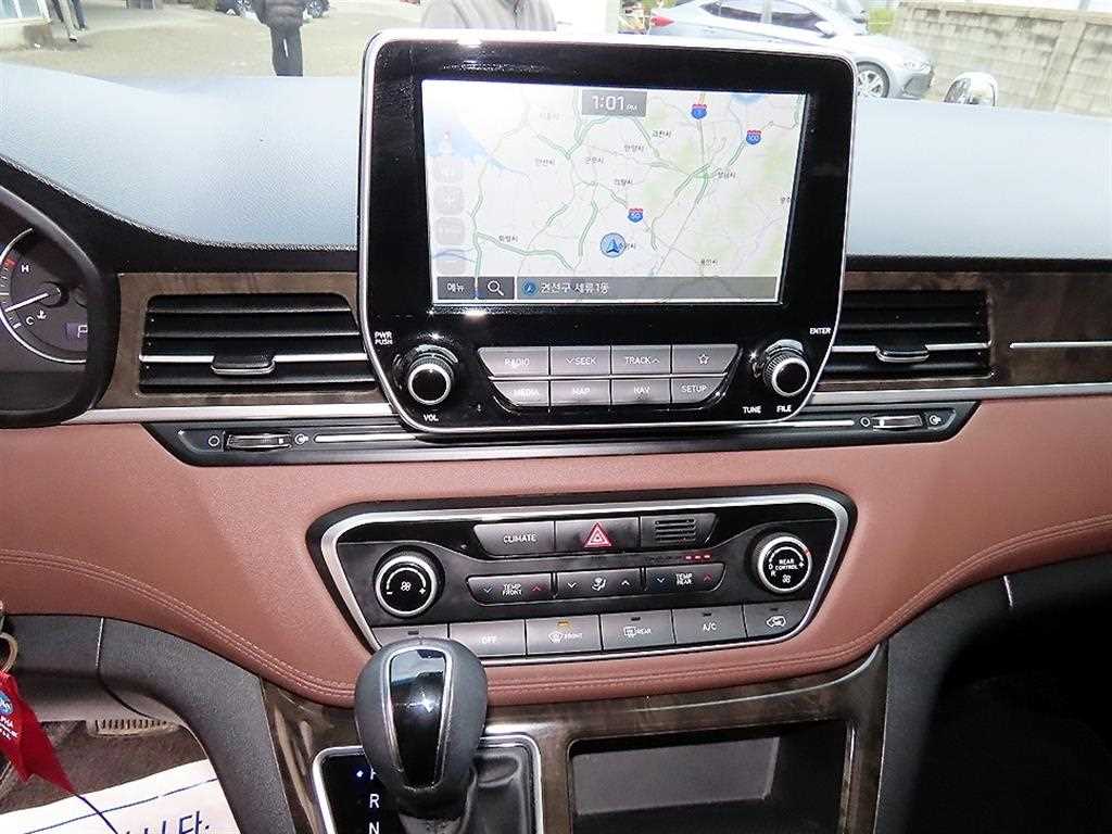 HYUNDAI Starex 2019 Café - Importación desde Corea - HF Imports Iquique - Foto 13