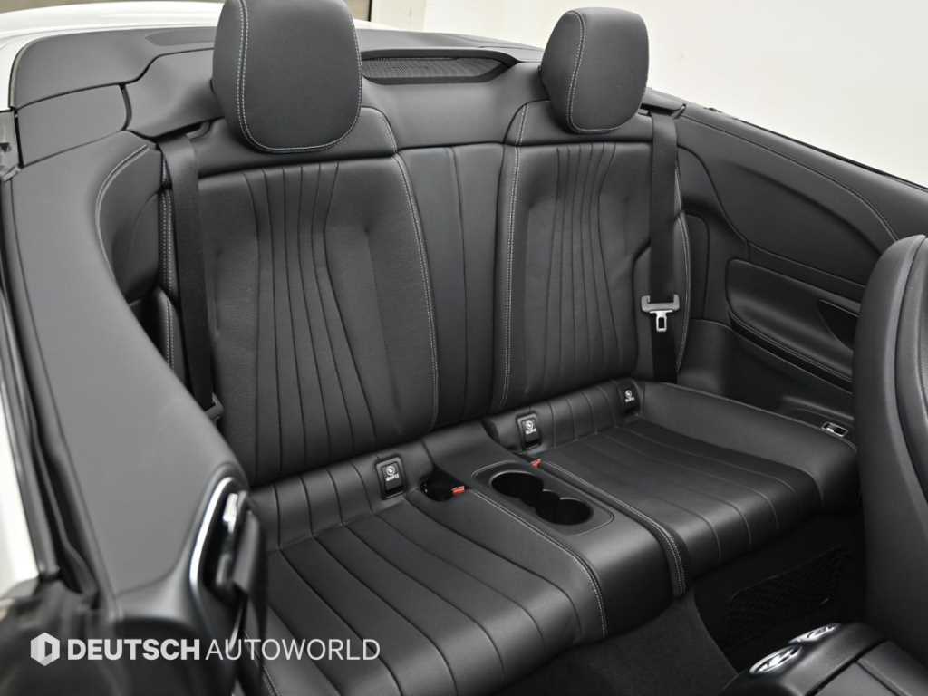 Mercedes Benz E class - Vista 12