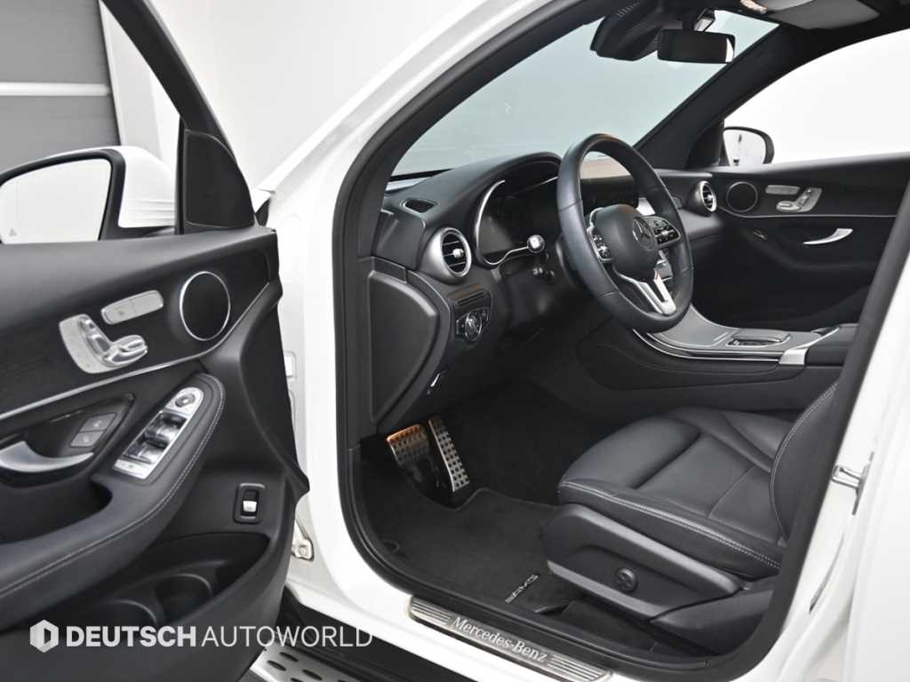 Mercedes Benz GLC Class - Vista 11