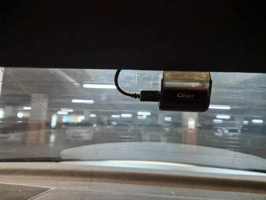 Mercedes Benz E class - Vista 8