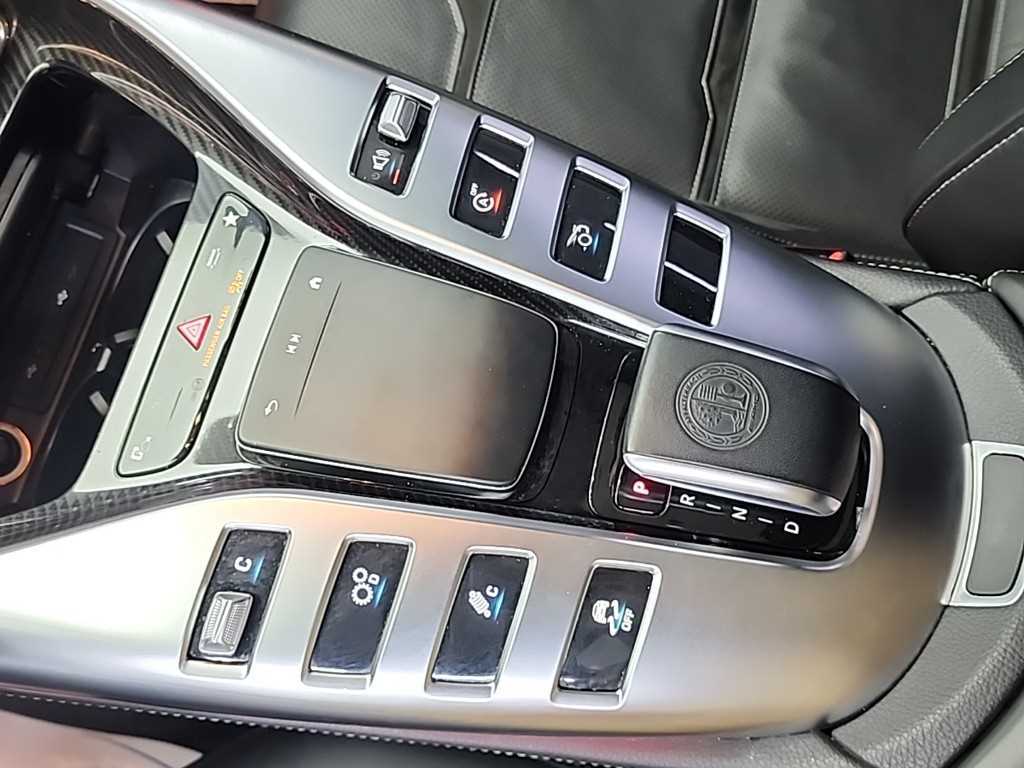 Mercedes Benz AMG GT - Vista 8