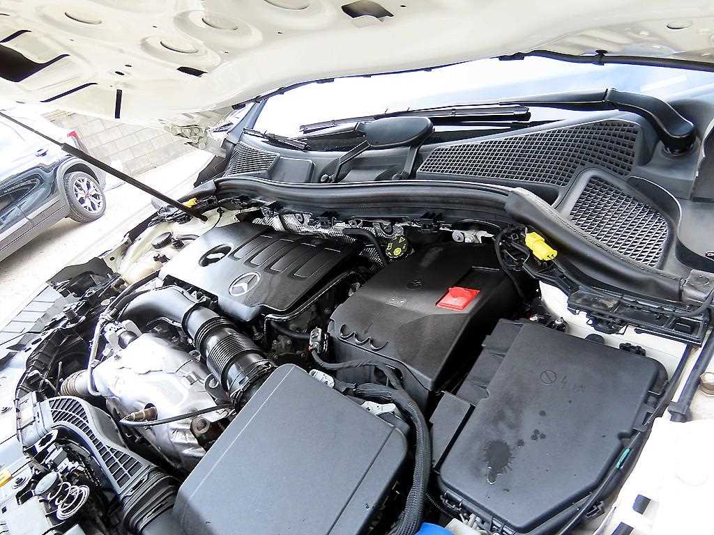 Mercedes Benz GLA Class 2020 Blanco - Importación desde Corea - HF Imports Iquique - Foto 19