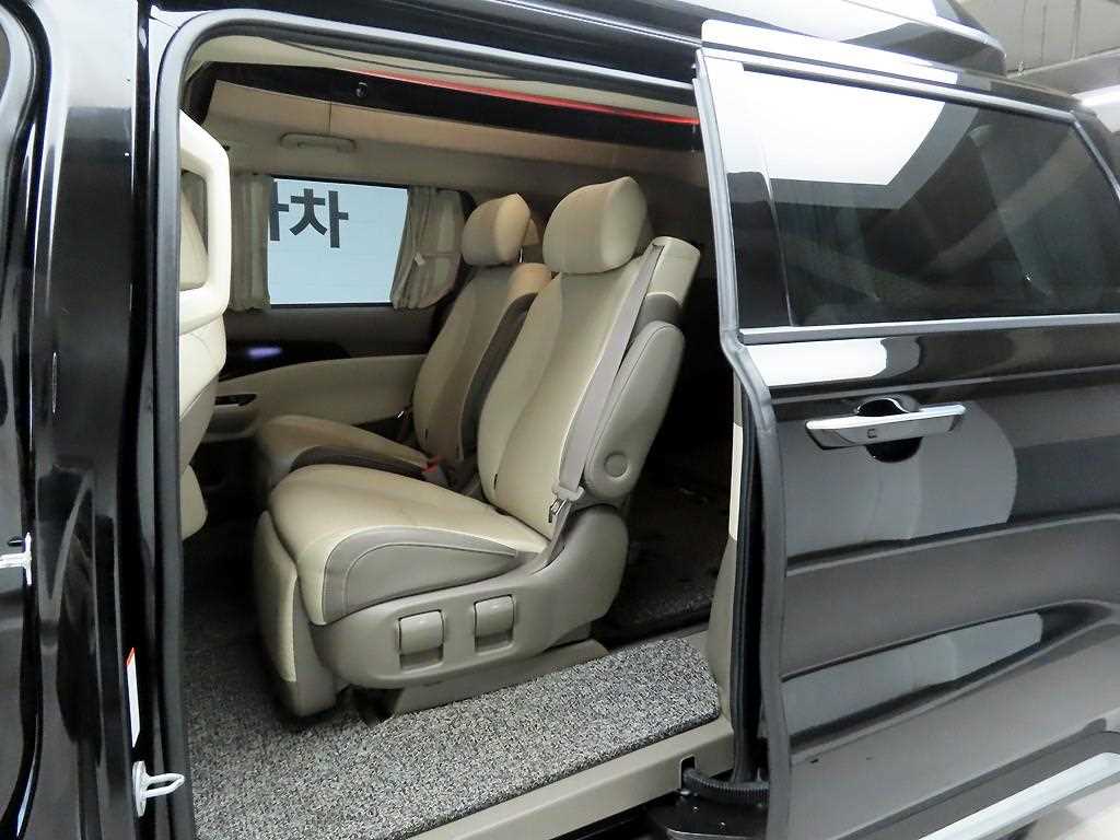 KIA Carnival 2022 Negro - Importación desde Corea - HF Imports Iquique - Foto 13