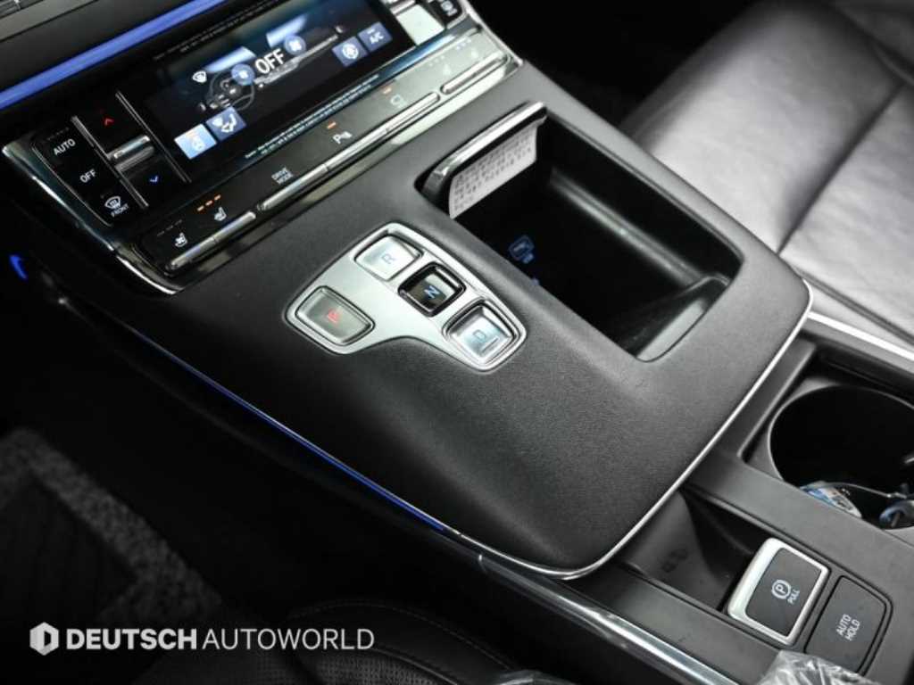 HYUNDAI Grandeur - Vista 9