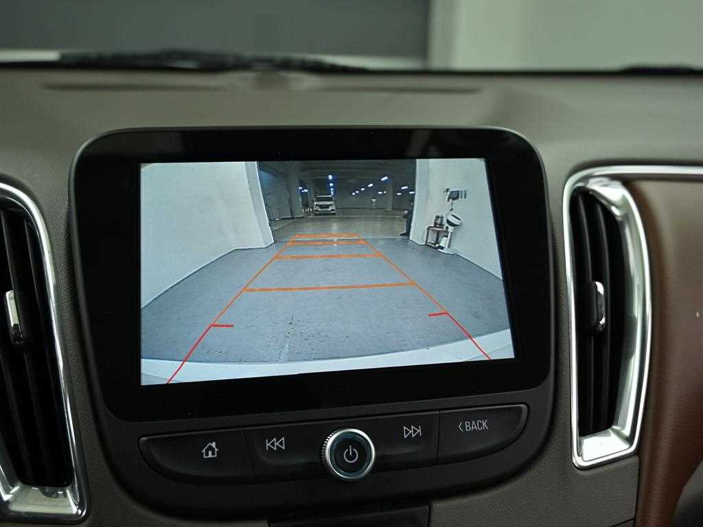 Chevrolet Malibu 2017 Blanco - Importación desde Corea - HF Imports Iquique - Foto 15