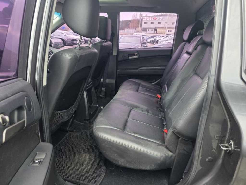 Ssangyong Korando - Vista 5