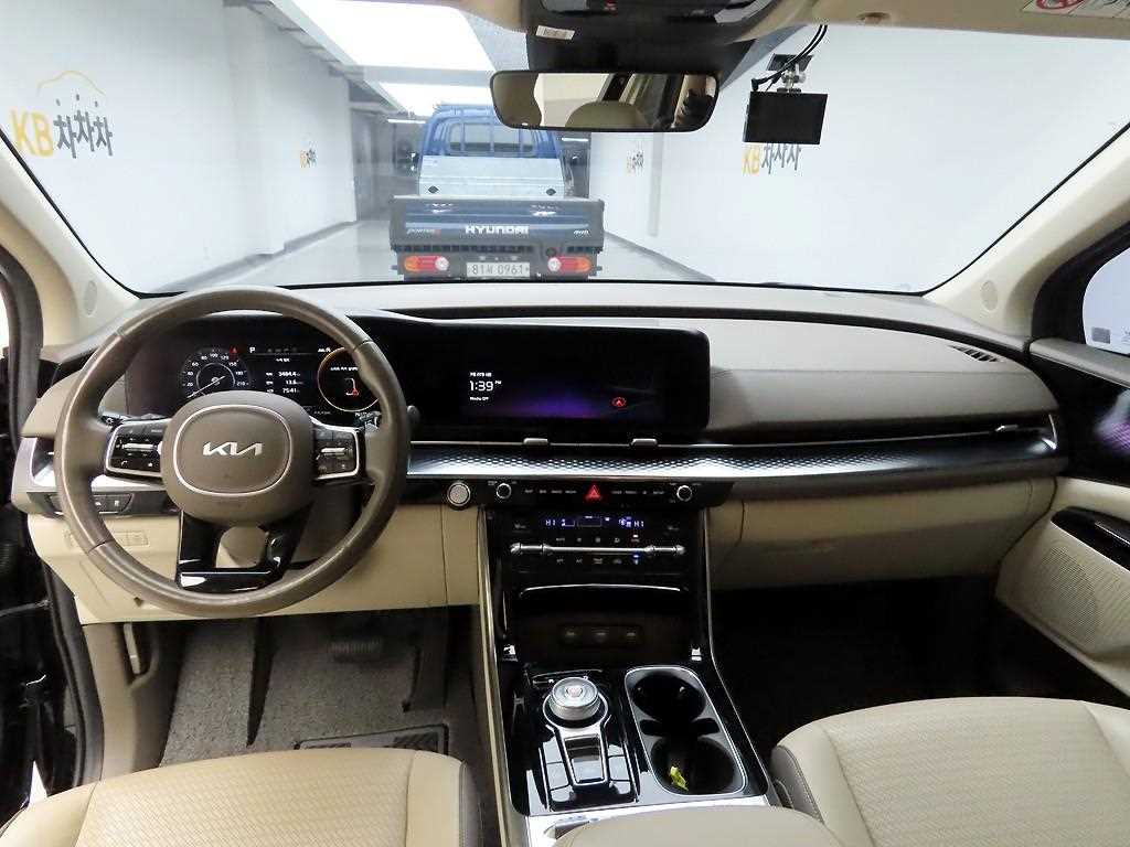 KIA Carnival - Vista 6
