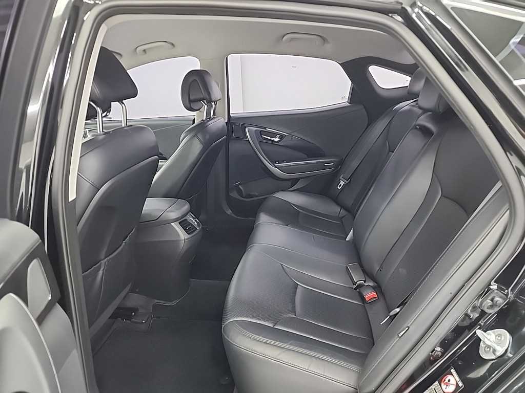 HYUNDAI Grandeur - Vista 12