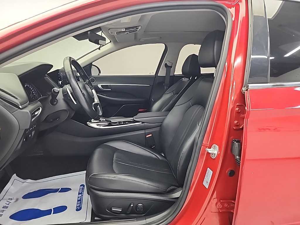 HYUNDAI Sonata - Vista 11