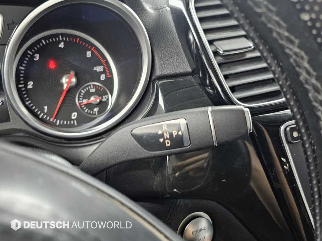 Mercedes Benz GLS Class - Vista 9