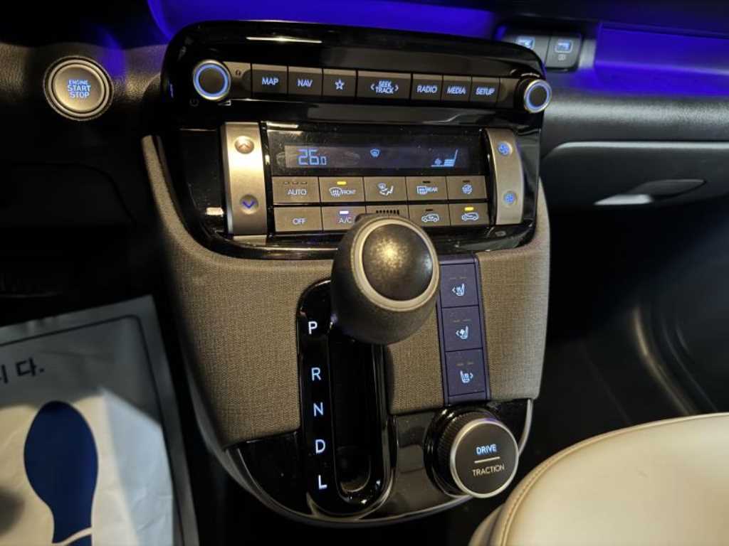 HYUNDAI Casper - Vista 9