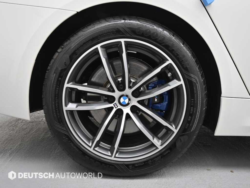 BMW 5 Series - Vista 5