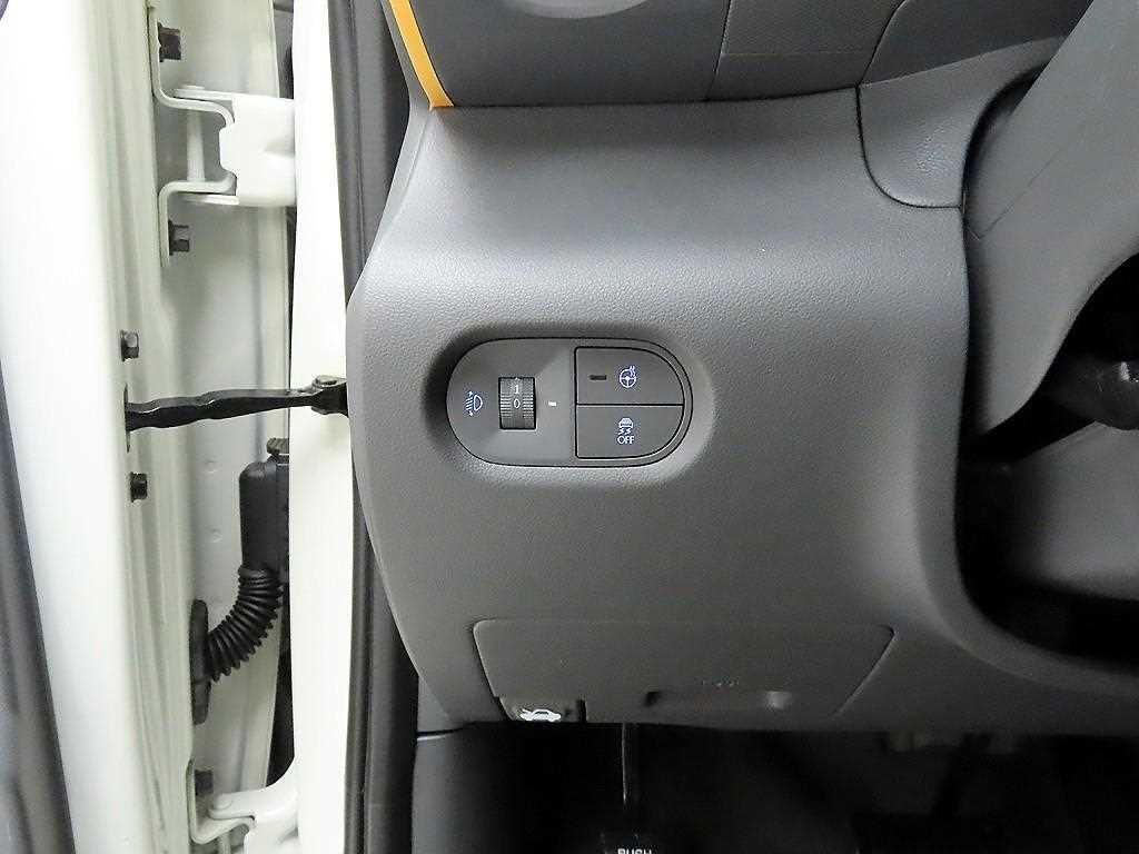 HYUNDAI Casper - Vista 12