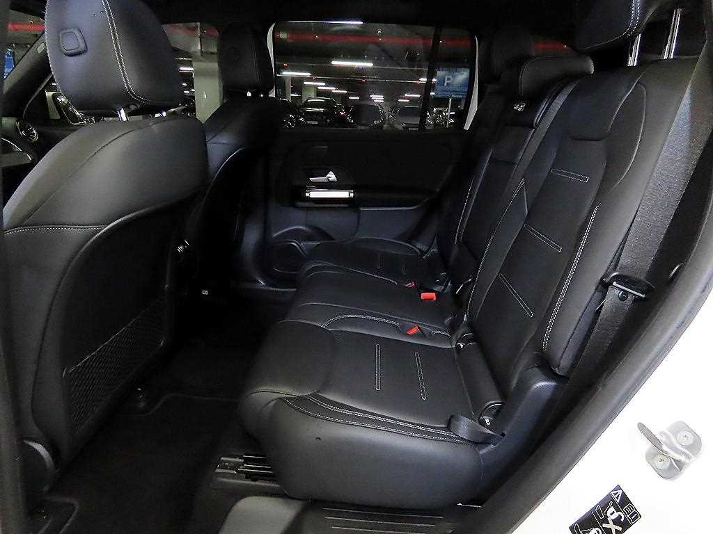 Mercedes Benz EQB - Vista 7