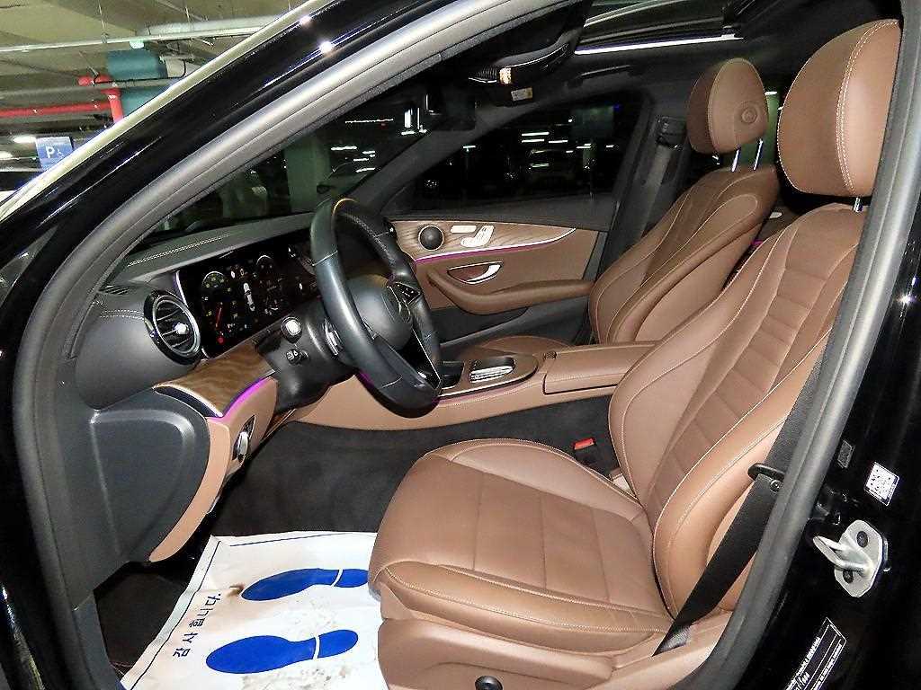 Mercedes Benz E class - Vista 6