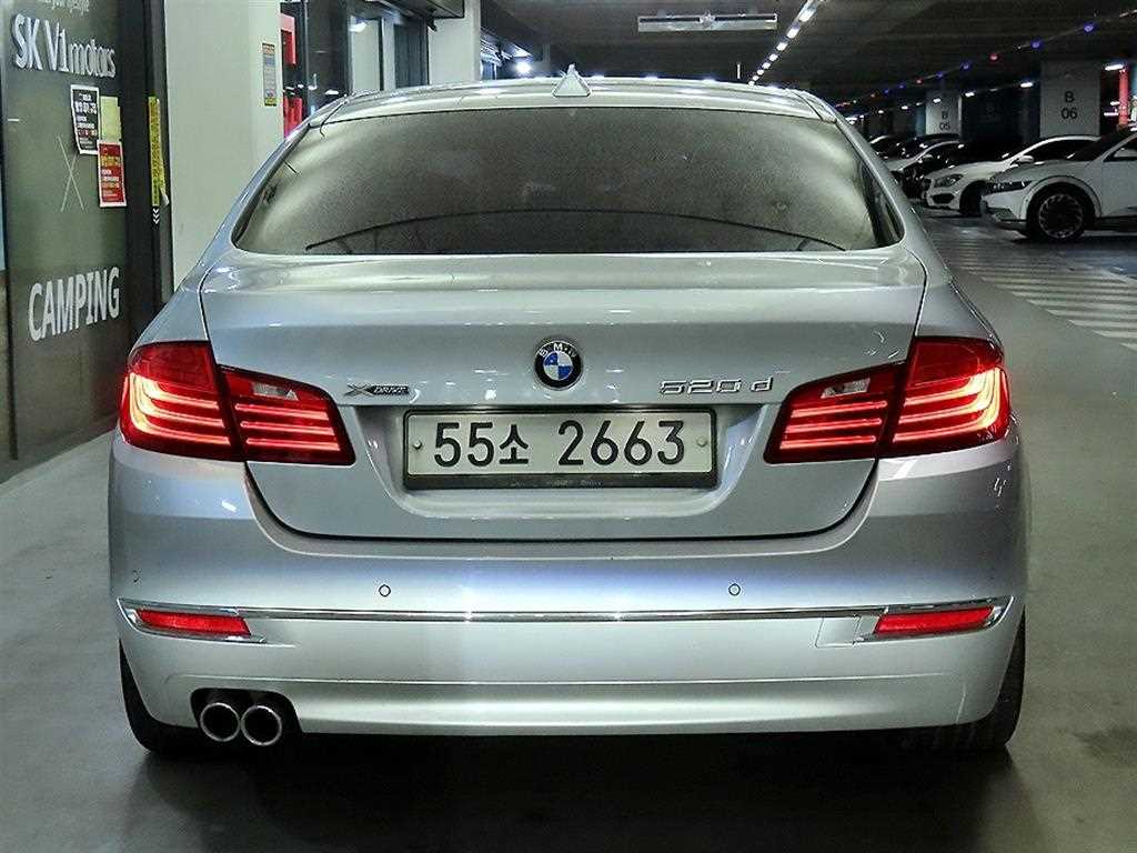 BMW 5 Series - Vista 5