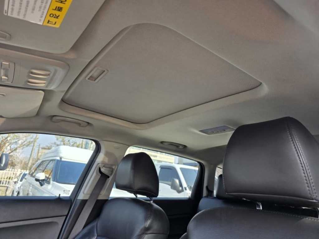 Chevrolet Orlando 2014 Café - Importación desde Corea - HF Imports Iquique - Foto 18