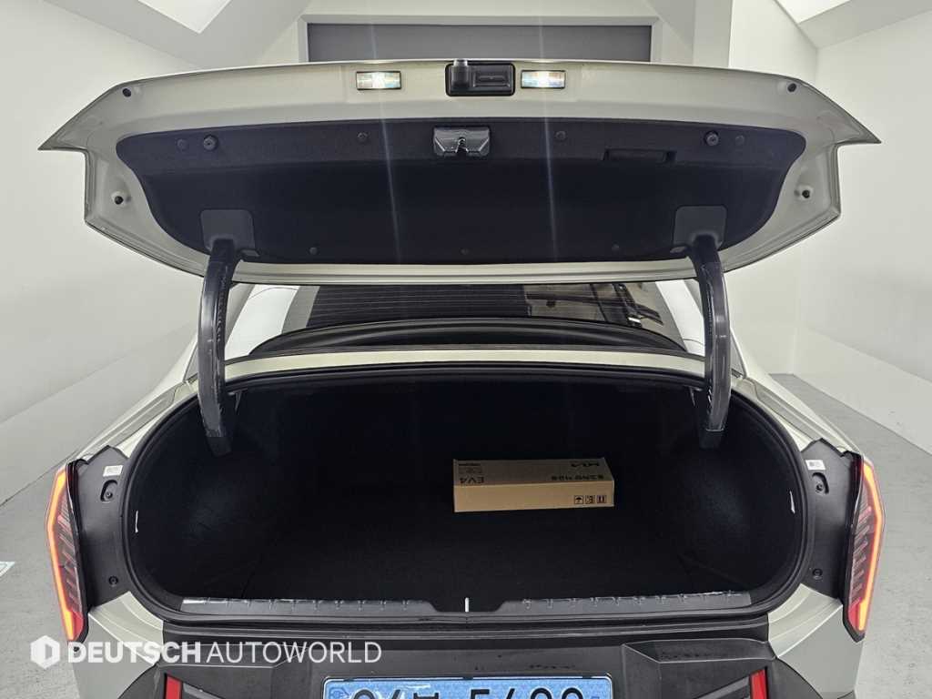 KIA EV4 2026 Gris - Importación desde Corea - HF Imports Iquique - Foto 19