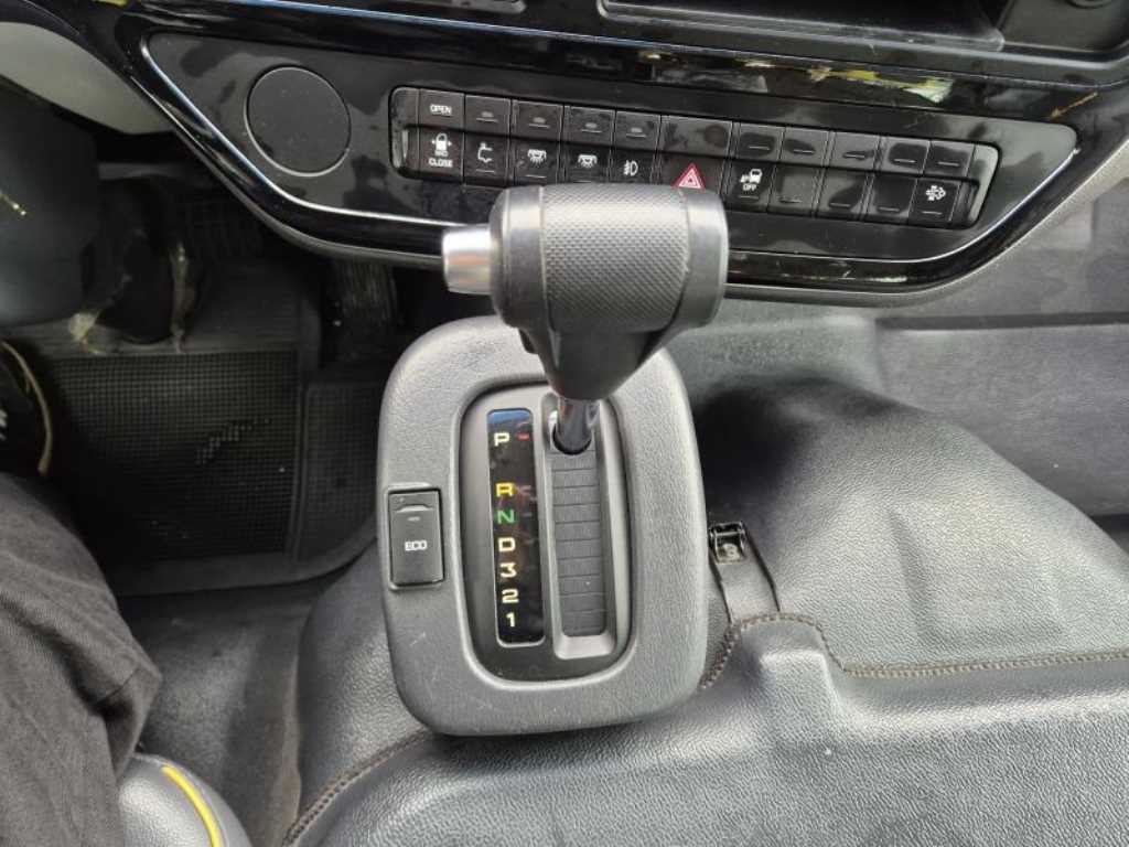 medium and large bus Hyundai bus 2021 Amarillo - Importación desde Corea - HF Imports Iquique - Foto 17