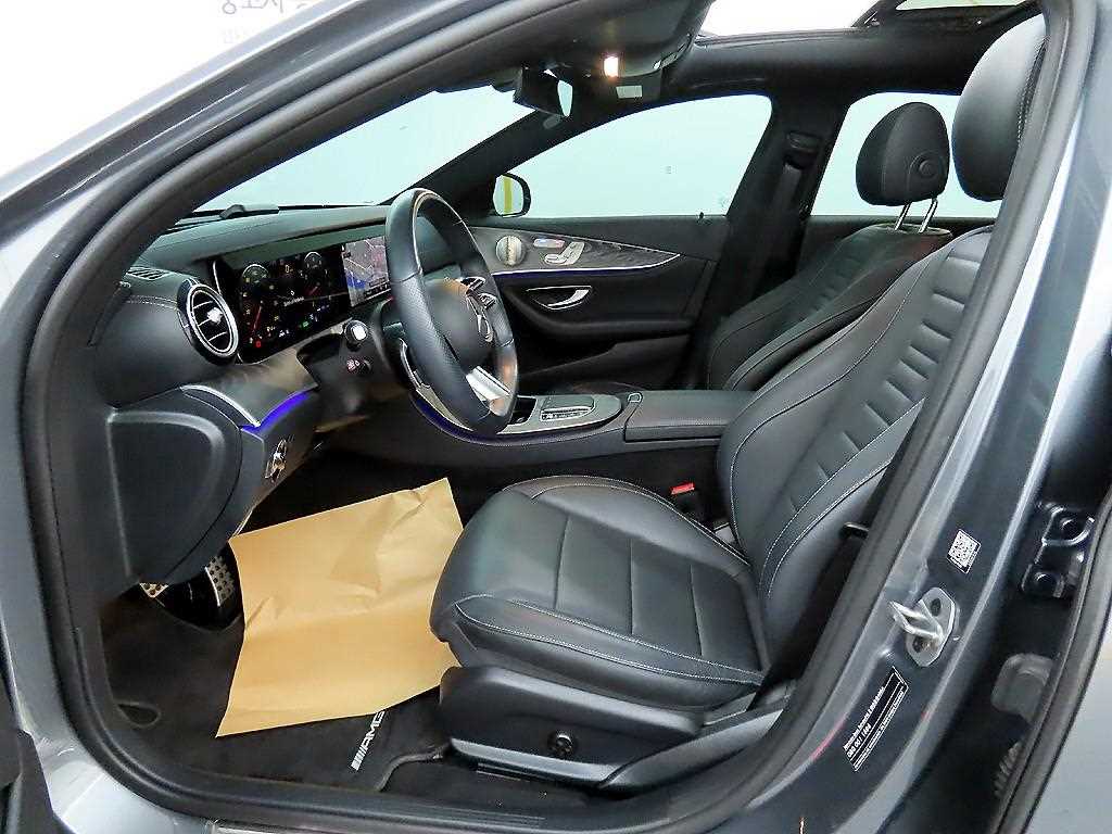 Mercedes Benz E class - Vista 5