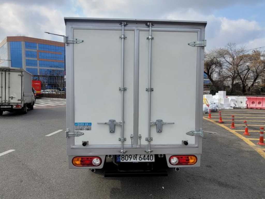Small Truck tower_built-in tower - Vista 4